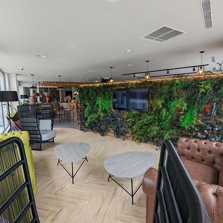 Отель Ibis Styles Сантандер Экстерьер фото